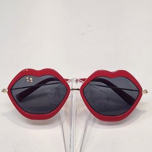 American Eagle Red Lips Sunglasses Sunnies Accessories Novelty Fashion Quirky